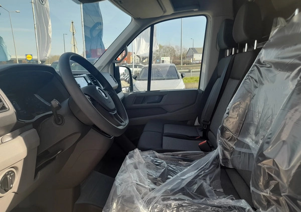 Volkswagen Crafter cena 223245 przebieg: 10, rok produkcji 2024 z Halinów małe 106